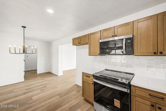 4837 W HIGHLAND Avenue, Phoenix, AZ 85031