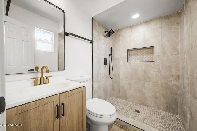 4837 W HIGHLAND Avenue, Phoenix, AZ 85031