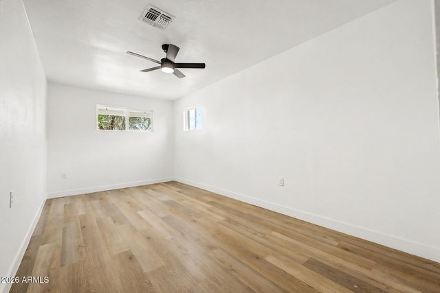 4837 W HIGHLAND Avenue, Phoenix, AZ 85031