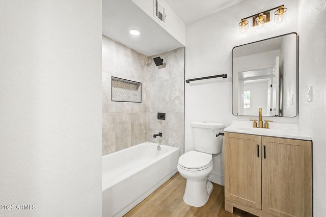 4837 W HIGHLAND Avenue, Phoenix, AZ 85031
