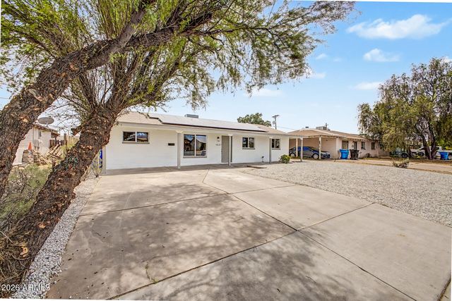 4837 W HIGHLAND Avenue, Phoenix, AZ 85031