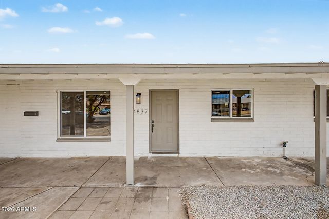 4837 W HIGHLAND Avenue, Phoenix, AZ 85031