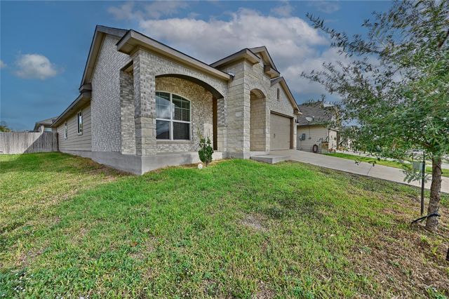 1010 Fannin Street, Brenham, TX 77833