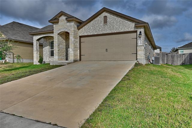 1010 Fannin Street, Brenham, TX 77833