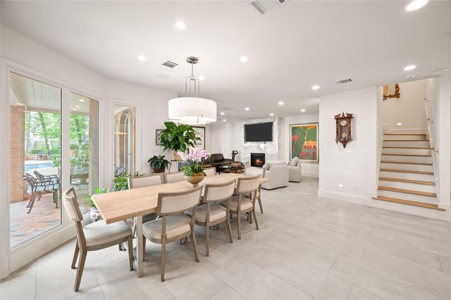 11518 Shadow Way, Houston, TX 77024