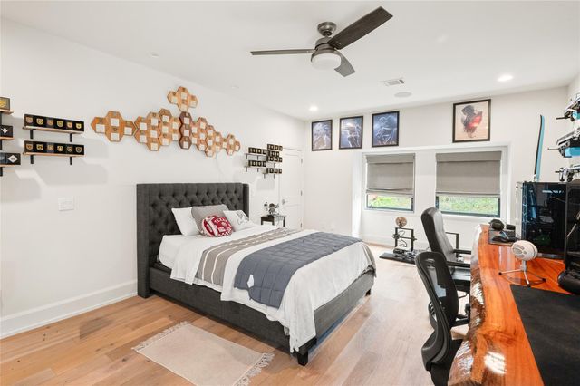 11518 Shadow Way, Houston, TX 77024