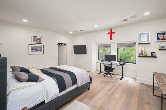 11518 Shadow Way, Houston, TX 77024