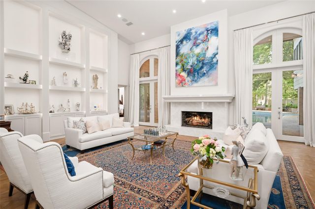 11518 Shadow Way, Houston, TX 77024