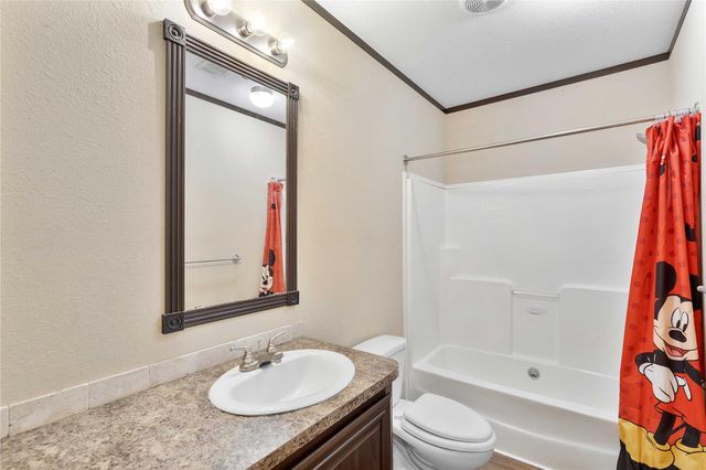 320 Wild Oak Drive, Huffman, TX 77336