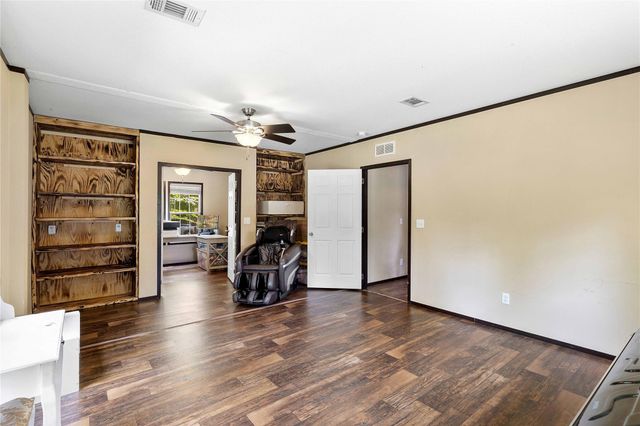 320 Wild Oak Drive, Huffman, TX 77336