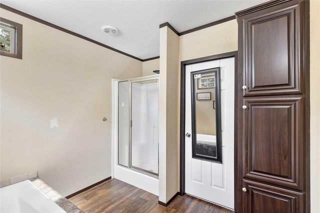 320 Wild Oak Drive, Huffman, TX 77336