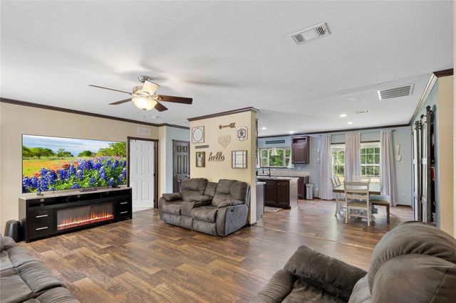 320 Wild Oak Drive, Huffman, TX 77336