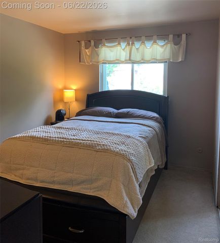 38420 Mason Street, Livonia, MI 48154