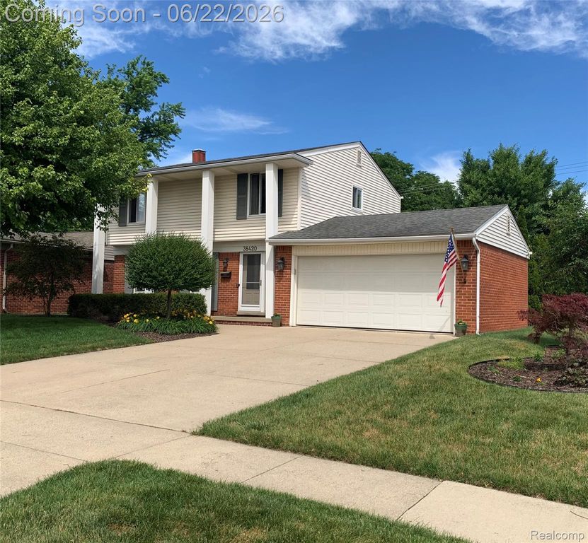 38420 Mason Street, Livonia, MI 48154