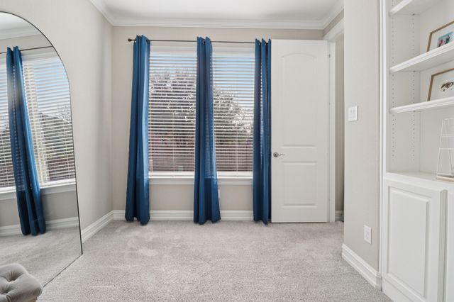 8012 Woodside Trail, North Richland Hills, TX 76182