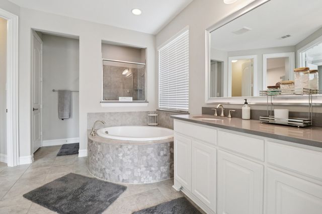 8012 Woodside Trail, North Richland Hills, TX 76182