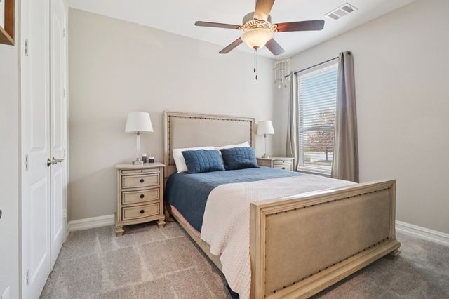 8012 Woodside Trail, North Richland Hills, TX 76182