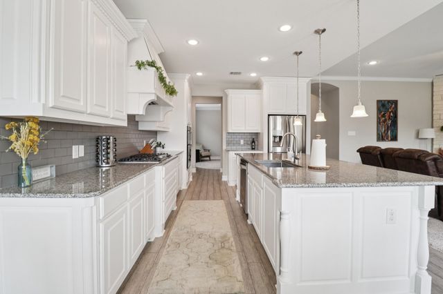 8012 Woodside Trail, North Richland Hills, TX 76182