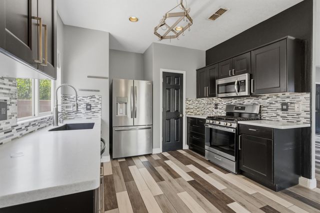 1101 Casa Maria Road NE, Albuquerque, NM 87113