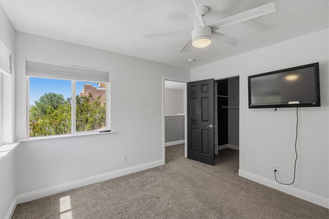 1101 Casa Maria Road NE, Albuquerque, NM 87113