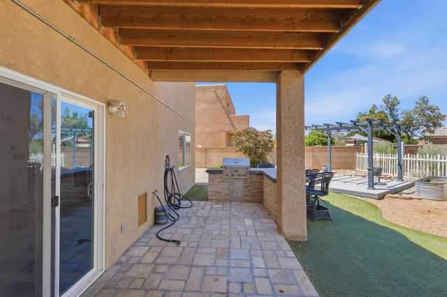 1101 Casa Maria Road NE, Albuquerque, NM 87113