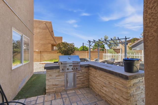 1101 Casa Maria Road NE, Albuquerque, NM 87113