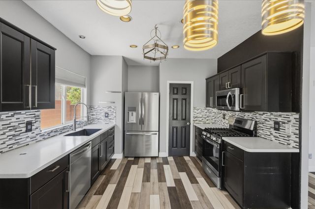1101 Casa Maria Road NE, Albuquerque, NM 87113