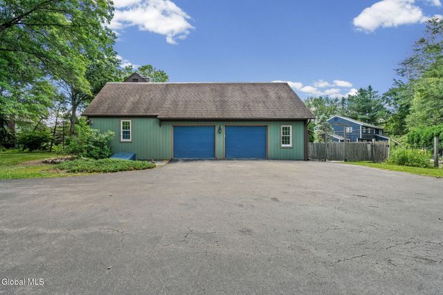 35 Lincoln Mall, Niskayuna, NY 12309