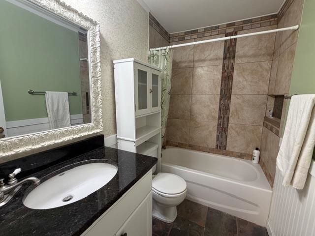 800 Egret Cir Apt 52, Little River, SC 29566