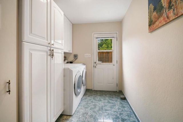 1560 Glencrest Court, San Jose, CA 95118