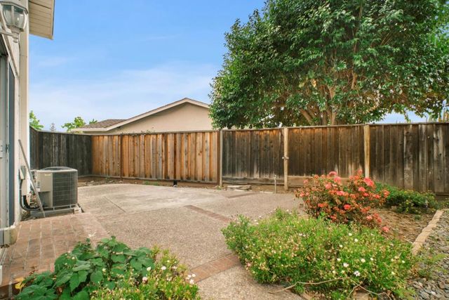 1560 Glencrest Court, San Jose, CA 95118