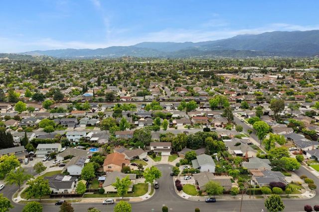 1560 Glencrest Court, San Jose, CA 95118