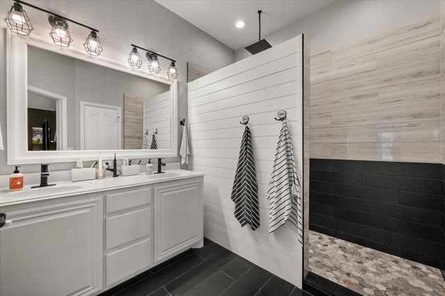 910 Rockcress Drive, Mansfield, TX 76063