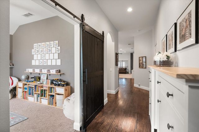 910 Rockcress Drive, Mansfield, TX 76063