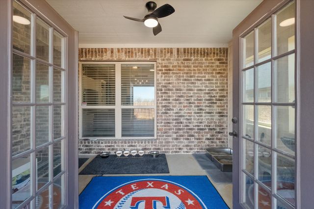 910 Rockcress Drive, Mansfield, TX 76063