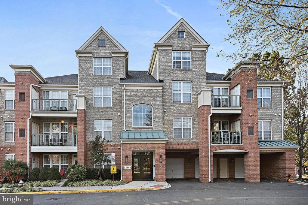12165 ABINGTON HALL PL #102, Reston, VA 20190