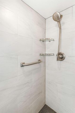 3323 CRYSTAL COURT E B, Palm Harbor, FL 34685