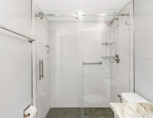 3323 CRYSTAL COURT E B, Palm Harbor, FL 34685