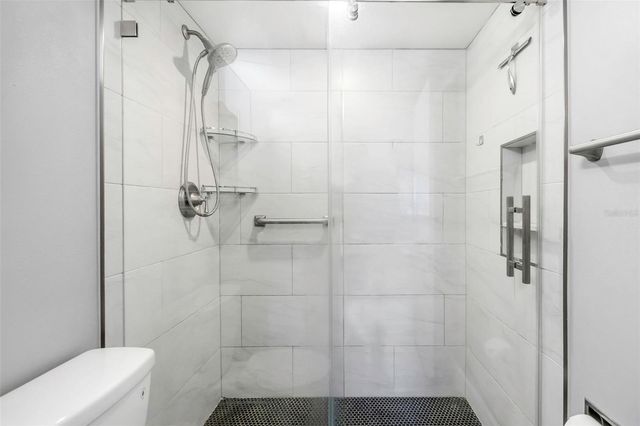 3323 CRYSTAL COURT E B, Palm Harbor, FL 34685