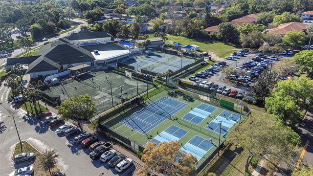 3323 CRYSTAL COURT E B, Palm Harbor, FL 34685