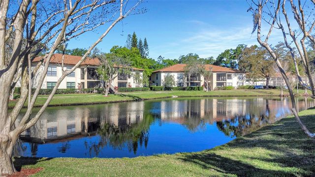 3323 CRYSTAL COURT E B, Palm Harbor, FL 34685