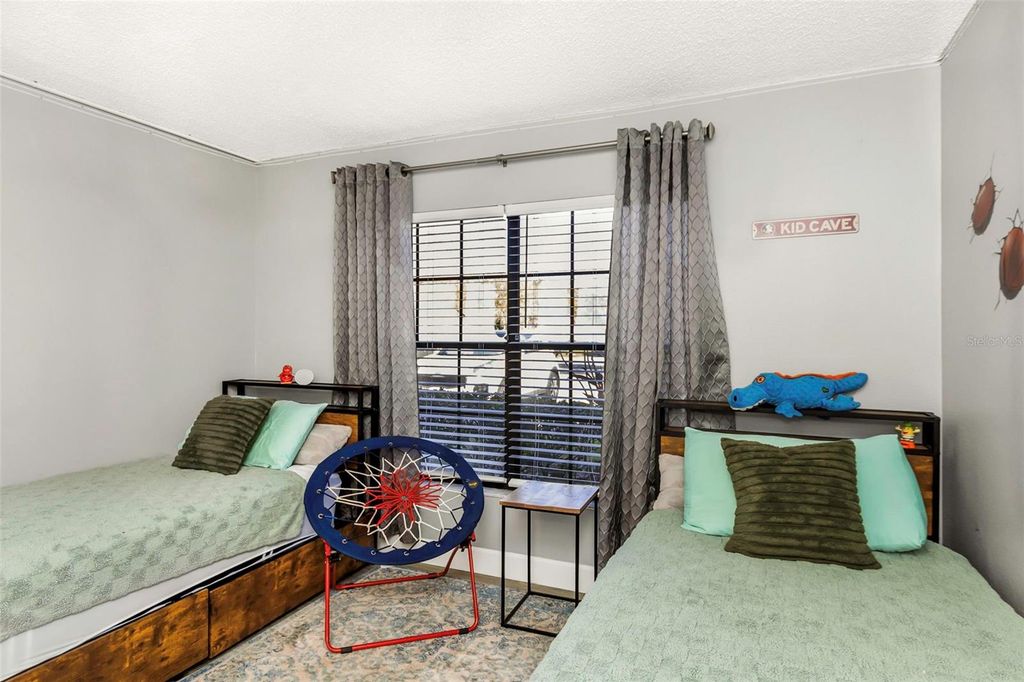 Image 20 of property listing at 3323 CRYSTAL COURT E B, Palm Harbor, FL 34685