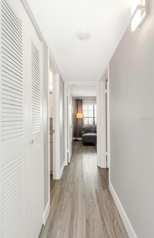 Image 23 of property listing at 3323 CRYSTAL COURT E B, Palm Harbor, FL 34685