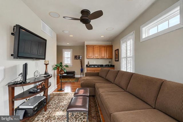 3526 ELLIOTT ST, Baltimore, MD 21224