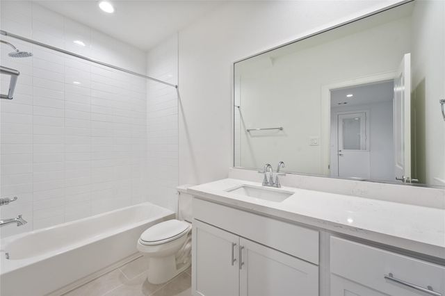 1126 Highland Row Lane, Houston, TX 77091