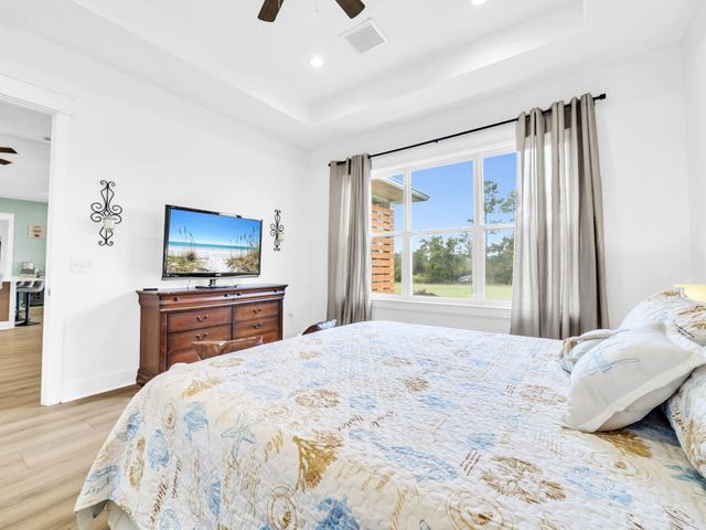 440 Gentle Wind Court, Freeport, FL 32439