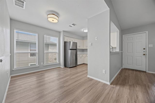 10616 Mellow Meadows DR 43C, Austin, TX 78750