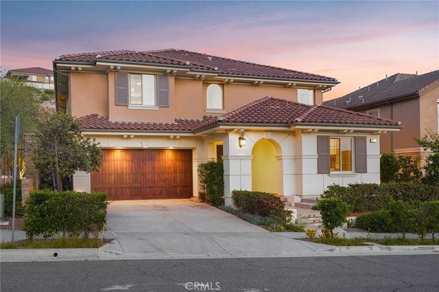 1552 Sunset View Dr, Lake Forest, CA 92679