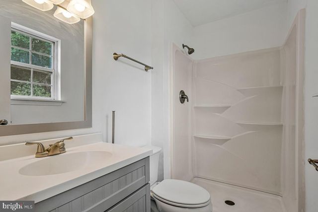2 PUEBLO CIR, Indian Head, MD 20640