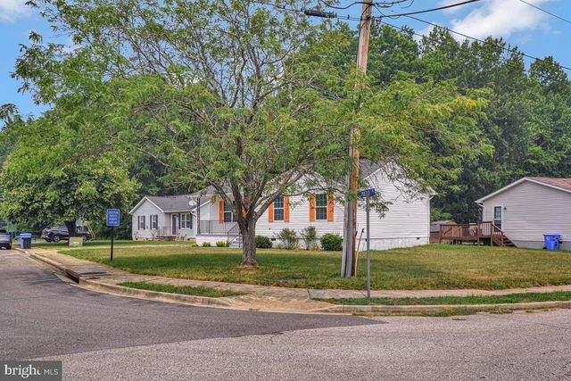 2 PUEBLO CIR, Indian Head, MD 20640